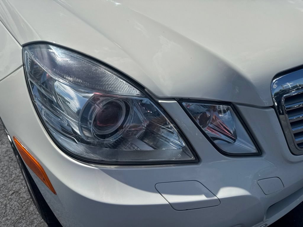 Used 2010 Mercedes-Benz E 350 Sedan image 49