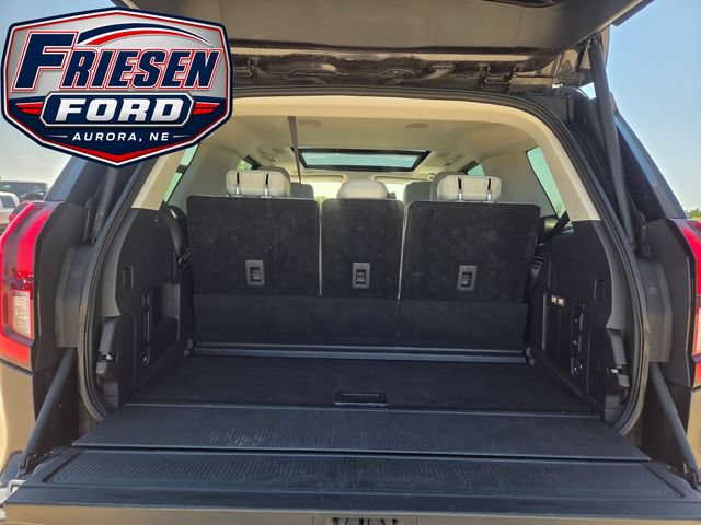 Used 2025 Ford Expedition Platinum w/ Driver's Package AWD/4WD image 31