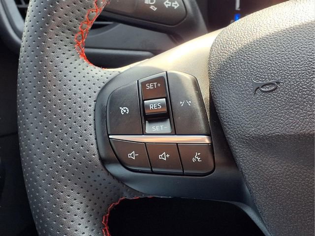 Used 2023 Ford Escape ST-Line image 32