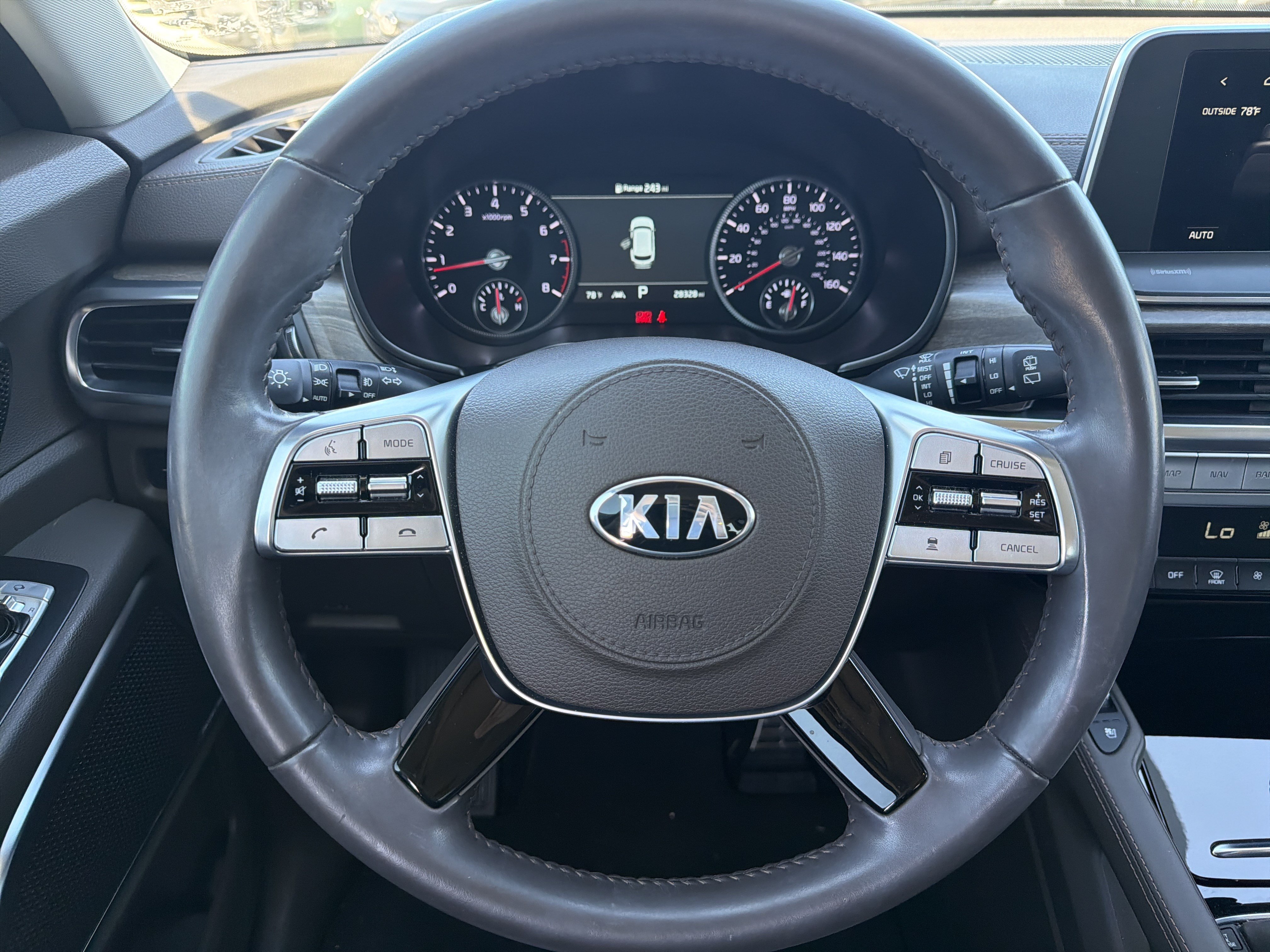 Used 2020 Kia Telluride SX FWD image 12