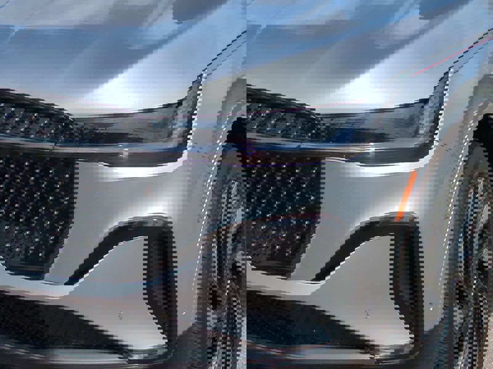 Used 2024 Lincoln Nautilus Reserve w/ Equipment Group 202A image 11