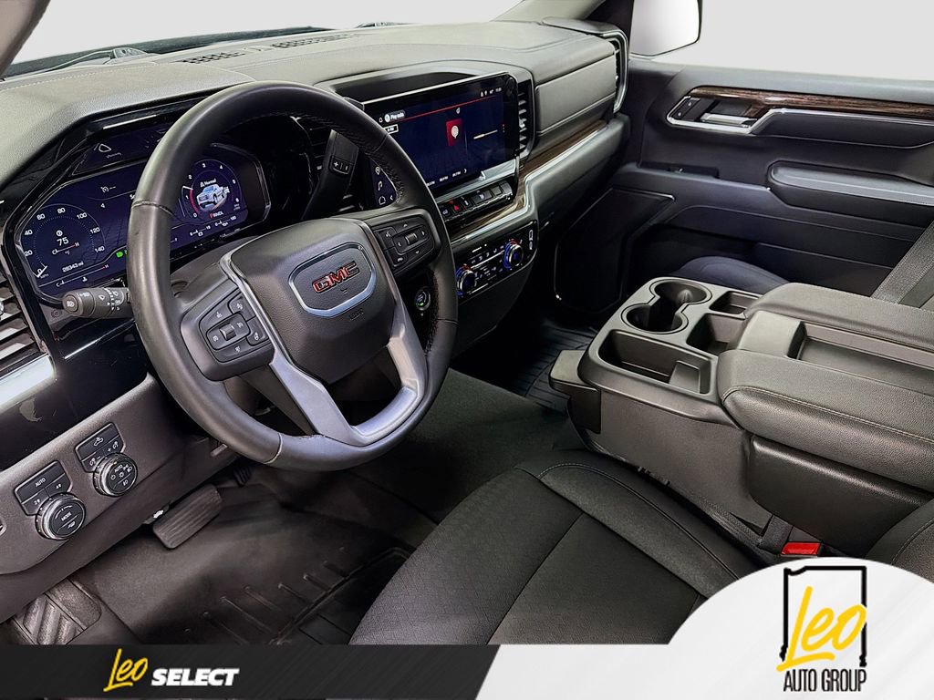 Used 2024 GMC Sierra 1500 Elevation image 9