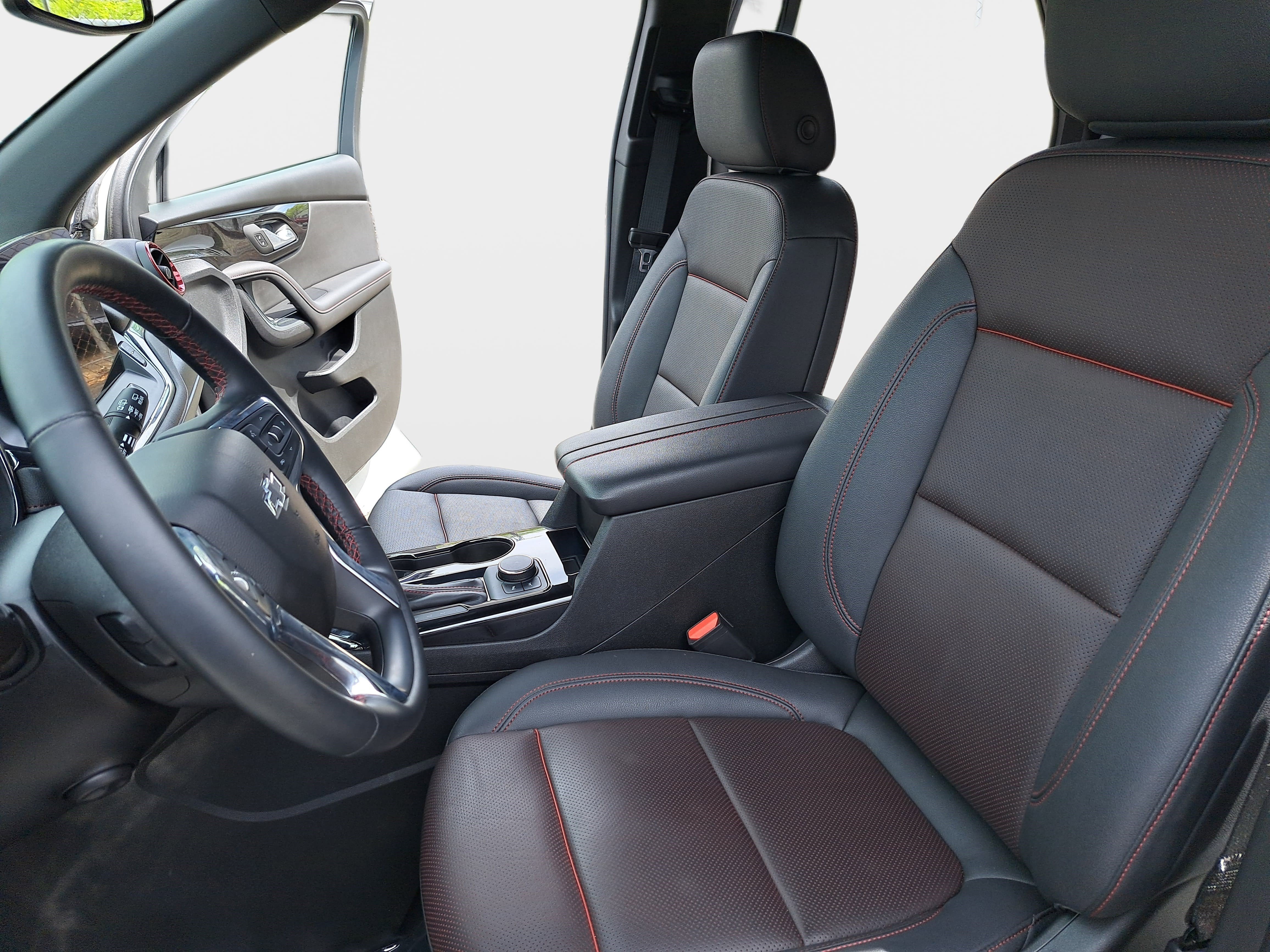 Used 2023 Chevrolet Blazer RS w/ Enhanced Convenience Package image 15