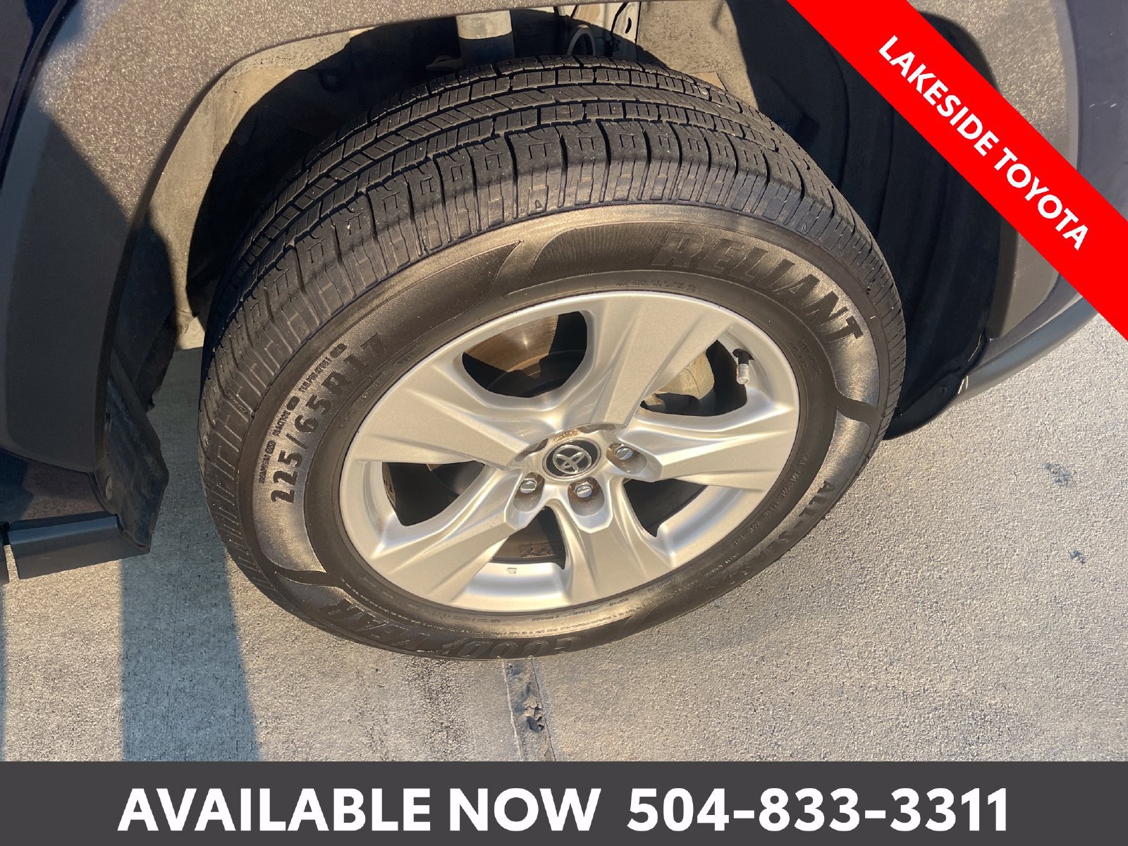 Used 2021 Toyota RAV4 XLE w/ Convenience Package AWD/4WD image 10