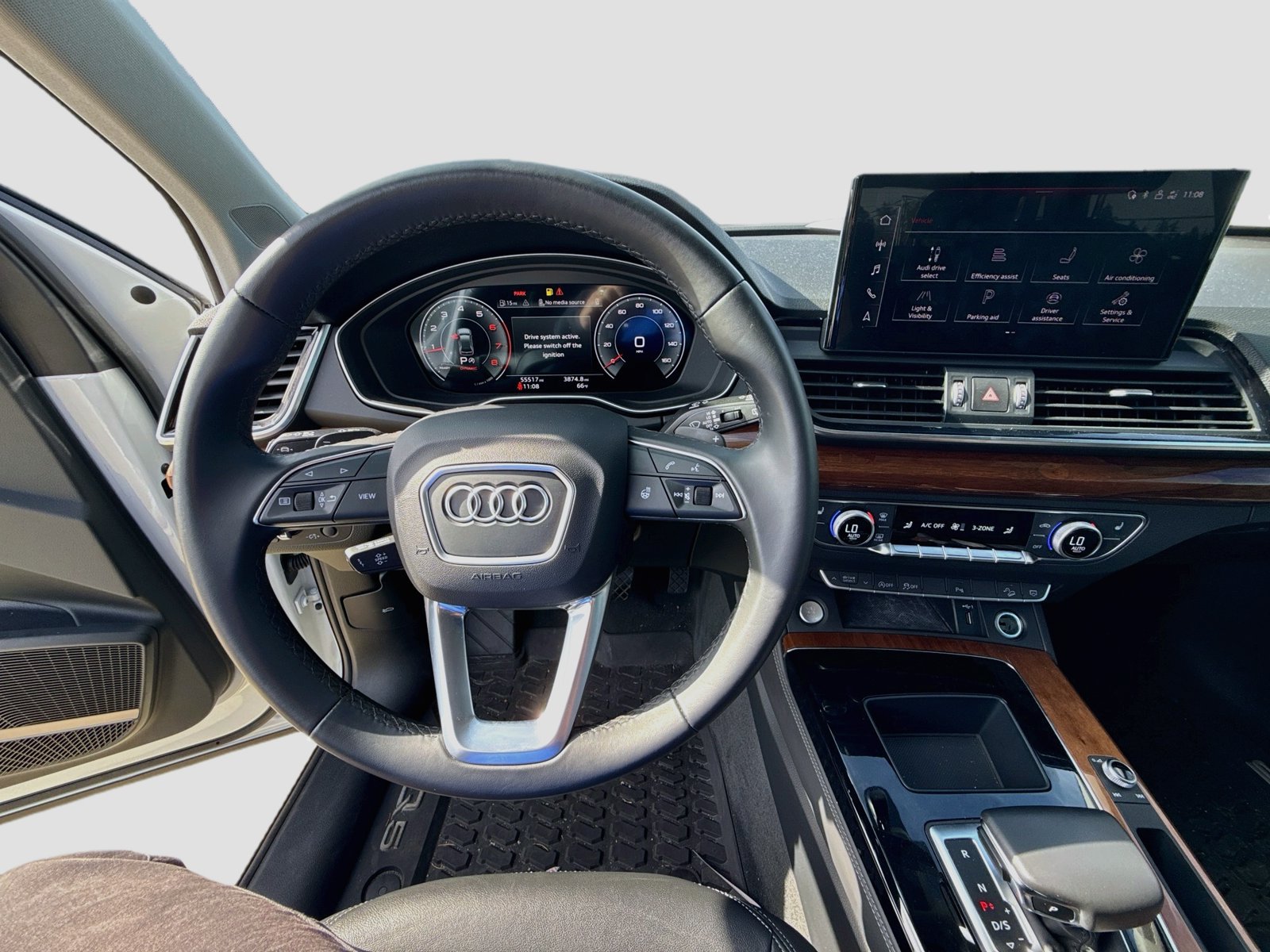 Used 2022 Audi Q5 2.0T Premium Plus w/ Premium Plus Package AWD/4WD image 11