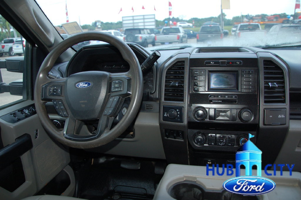 Used 2022 Ford F250 XL w/ Power Equipment Group AWD/4WD image 19