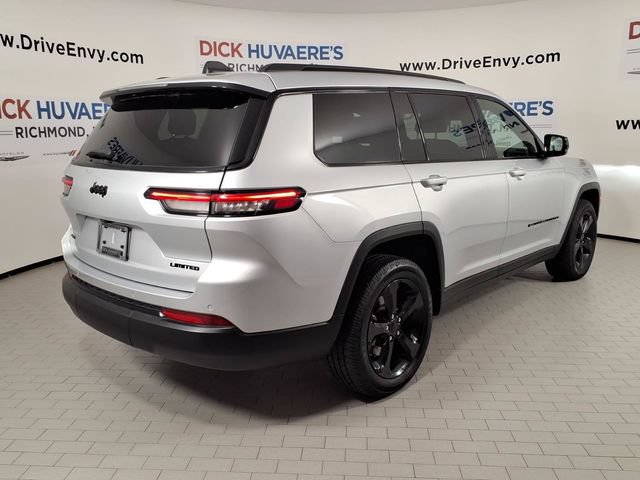Used 2024 Jeep Grand Cherokee L Limited w/ Black Appearance Package AWD/4WD image 4