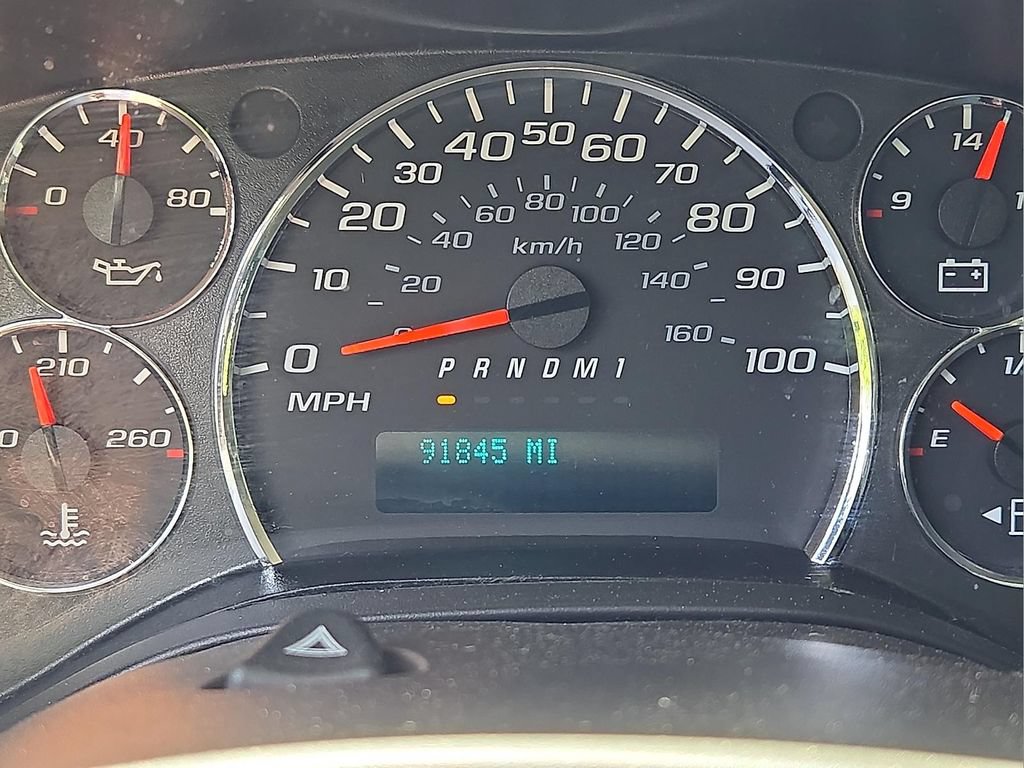 Used 2017 GMC Savana 2500 RWD image 23