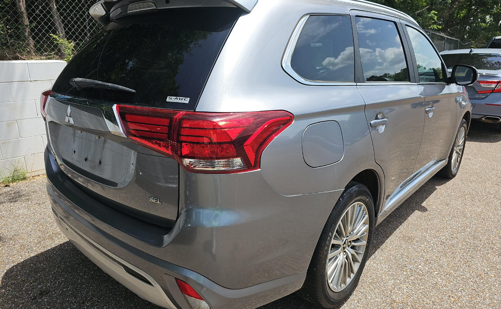 Used 2022 Mitsubishi Outlander LE AWD/4WD image 3