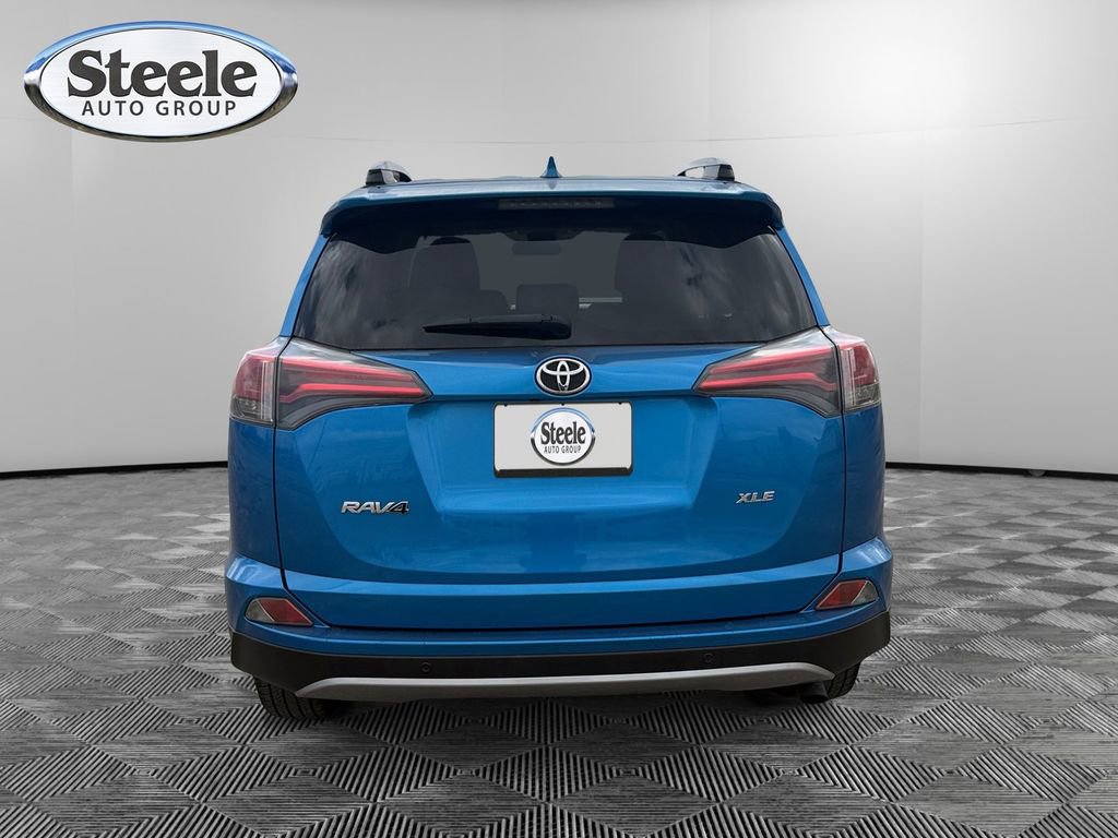 Used 2017 Toyota RAV4 XLE image 4