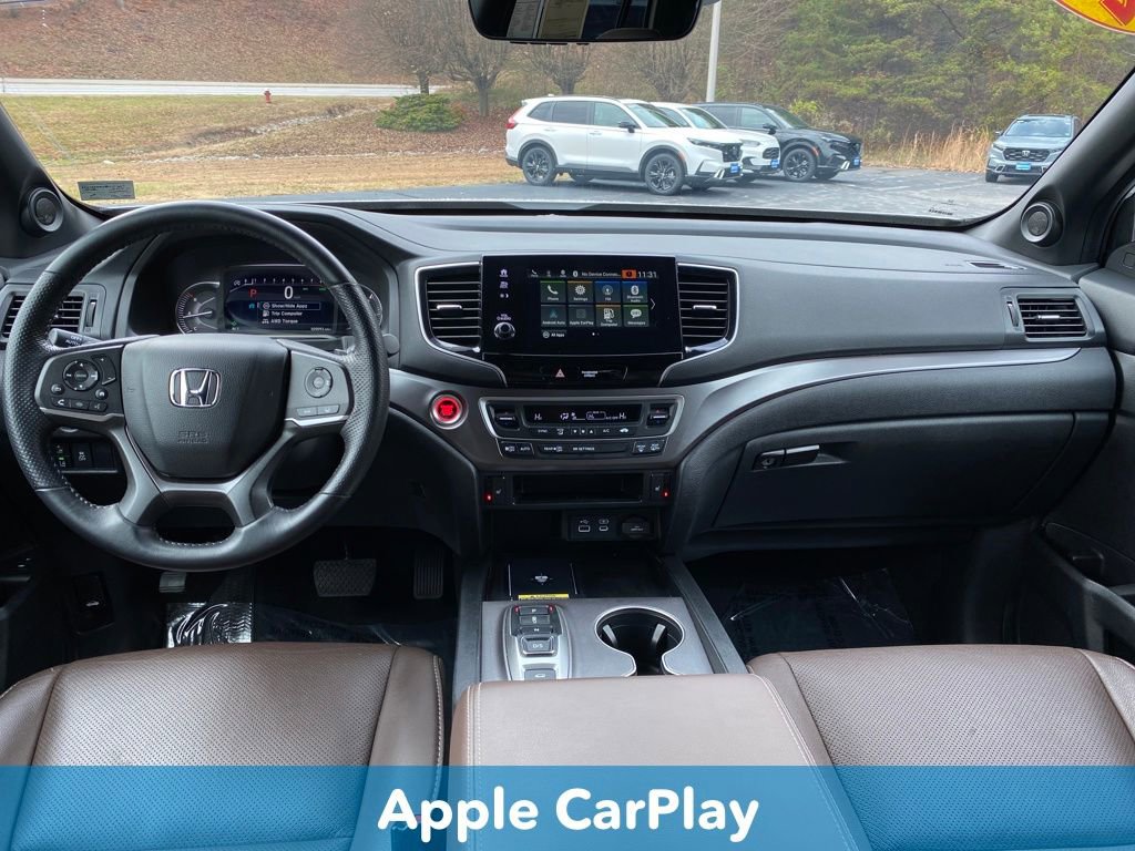 Certified 2025 Honda Passport EX-L image 16
