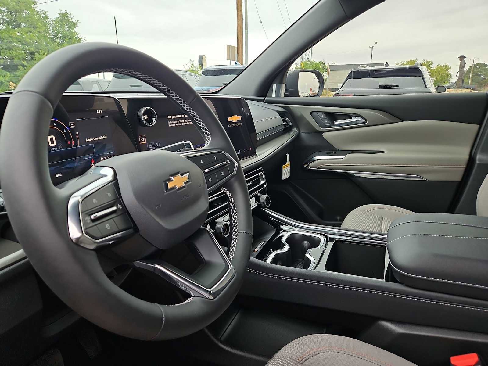 New 2026 Chevrolet Traverse LT w/ Driver Confidence Package image 10