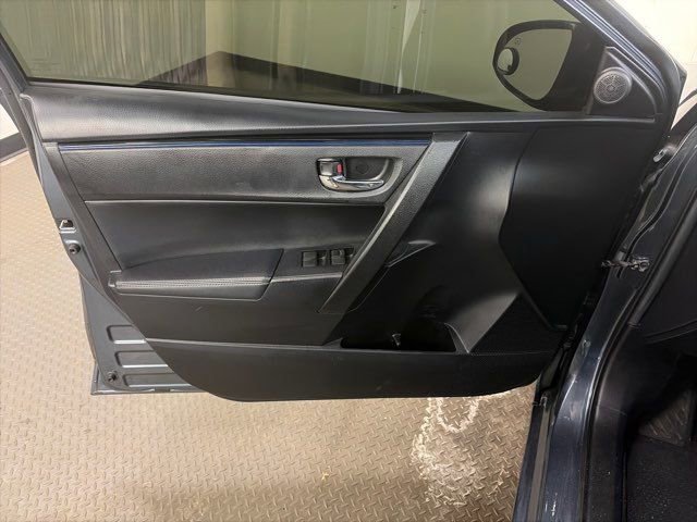 Used 2018 Toyota Corolla SE image 14