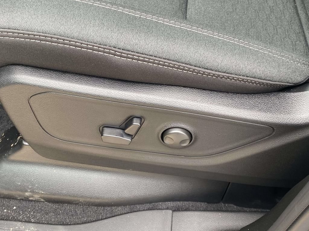 New 2026 RAM 1500 Big Horn AWD/4WD image 44