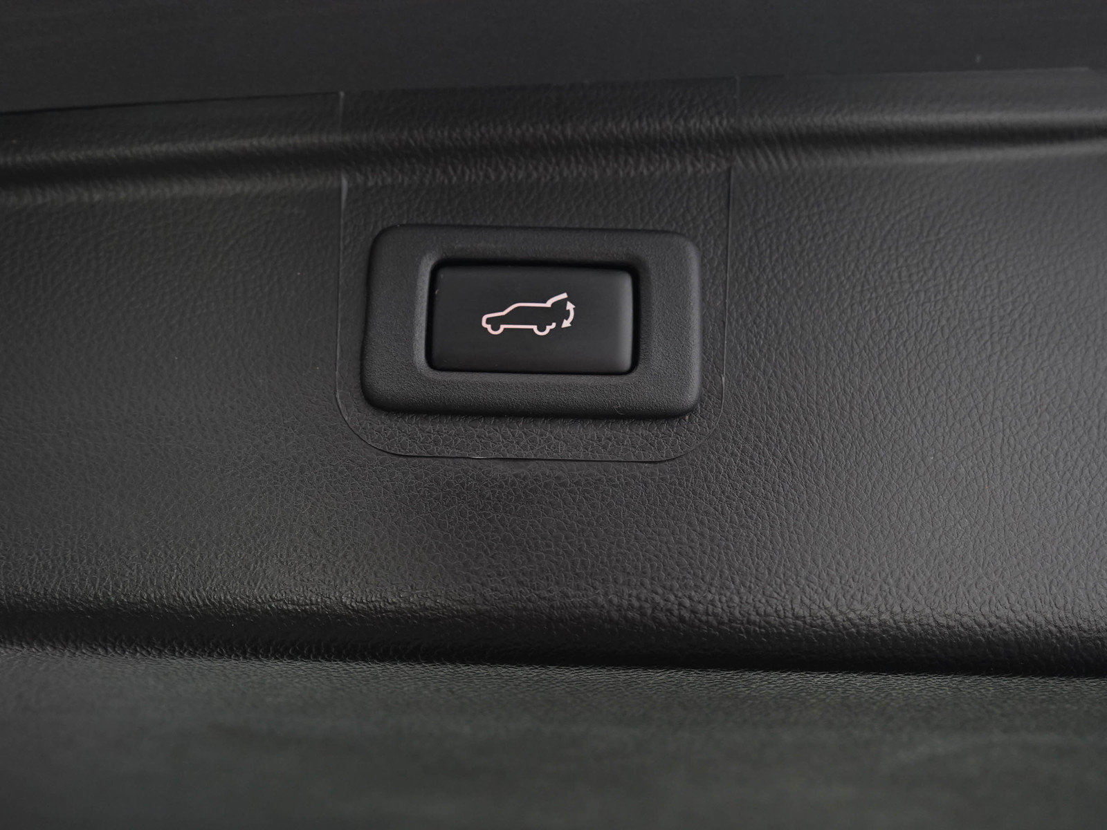 Used 2018 Subaru Outback 2.5i Limited AWD/4WD image 11