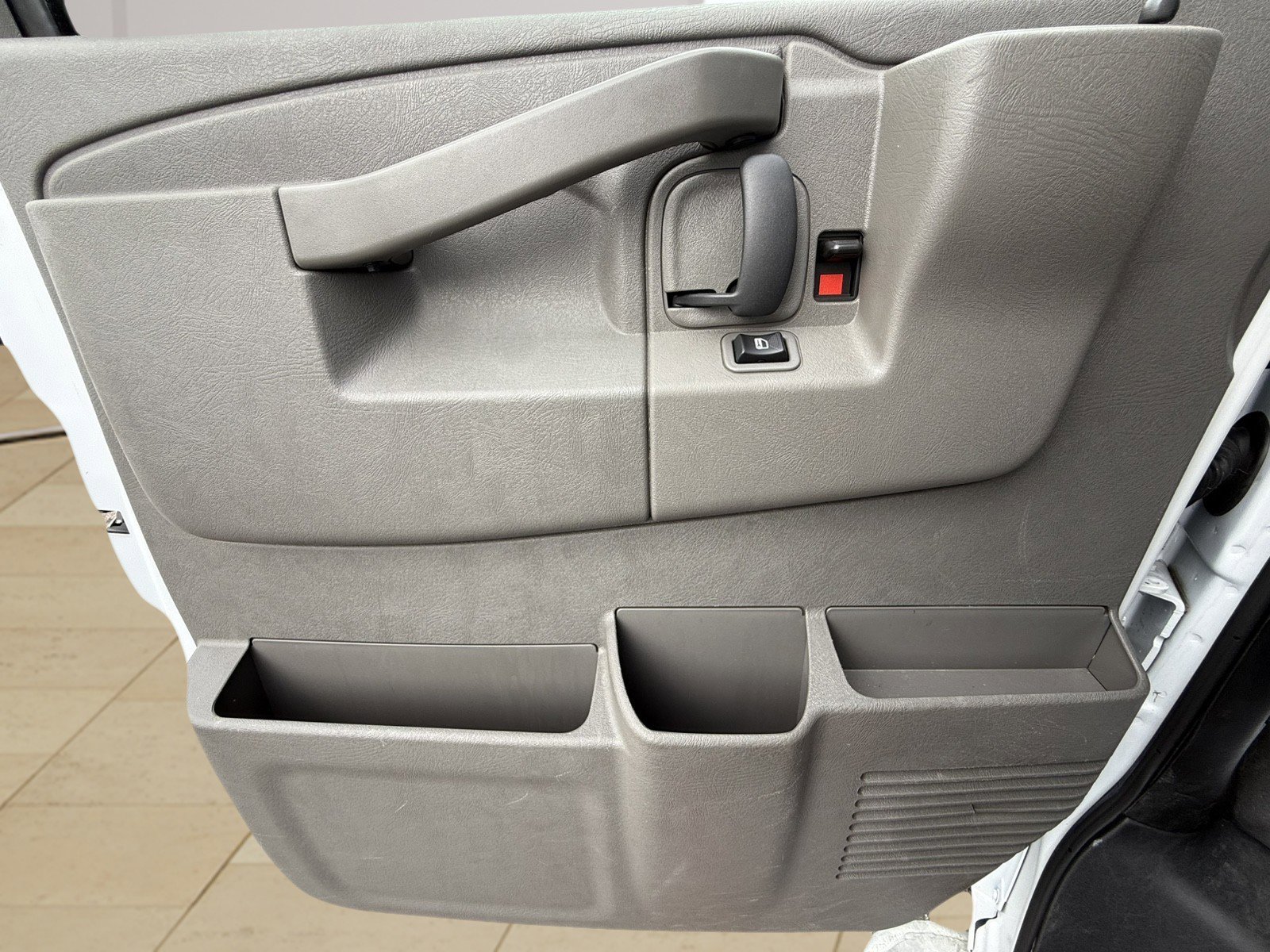 Certified 2024 Chevrolet Express 2500 Work Van w/ Driver Convenience Package image 24