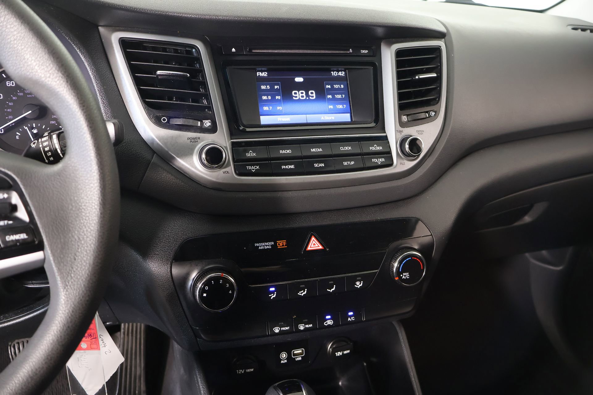 Used 2018 Hyundai Tucson SE image 5
