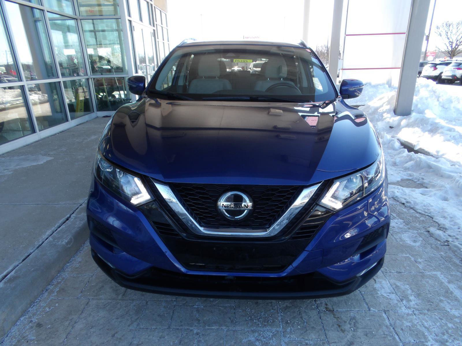 Certified 2022 Nissan Rogue Sport SV image 2