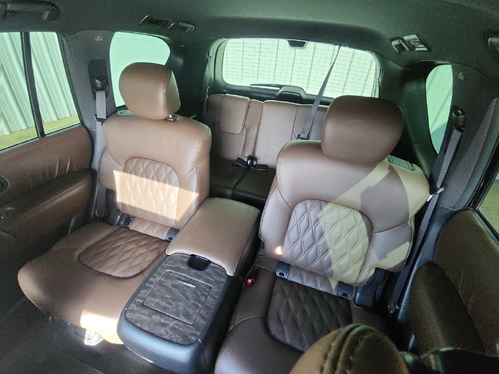 Used 2022 Nissan Armada Platinum w/ Captain's Chairs Package RWD image 27