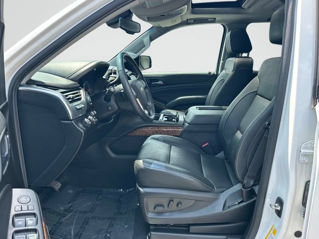 Used 2020 Chevrolet Suburban Premier AWD/4WD image 16