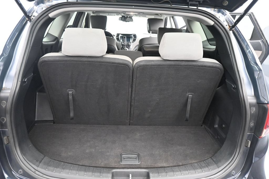 Used 2019 Hyundai Santa Fe XL SE AWD/4WD image 14