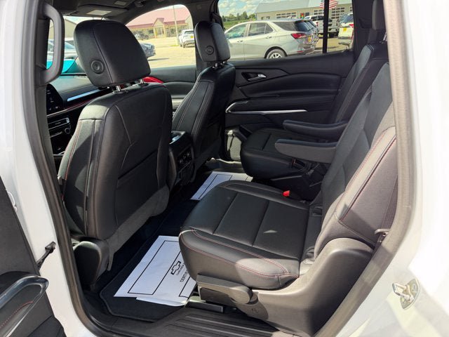 Used 2024 Chevrolet Traverse Z71 w/ LPO, Floor Liner Package AWD/4WD image 14