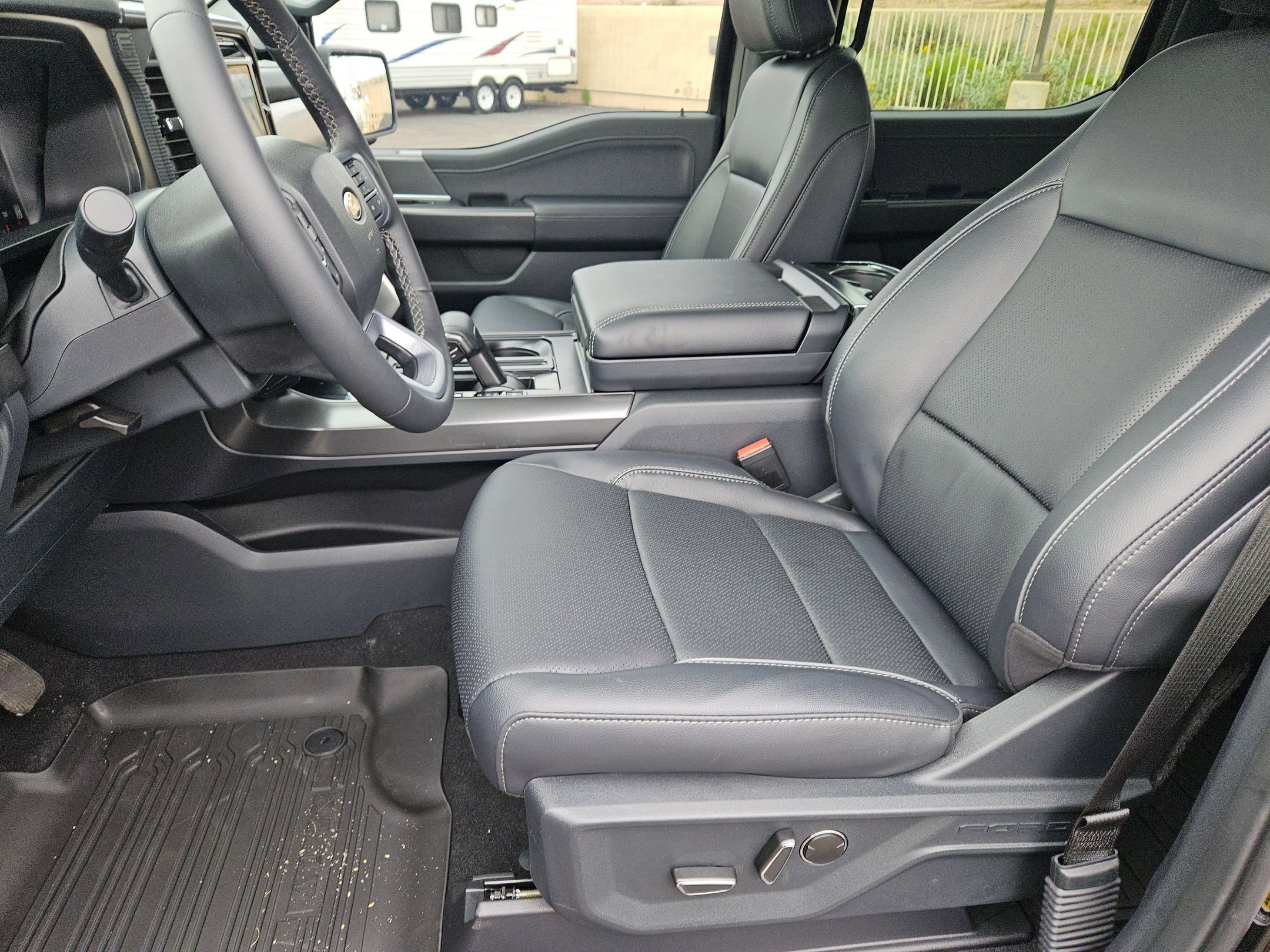 New 2026 Ford F150 Lariat w/ Equipment Group 502A High AWD/4WD image 15