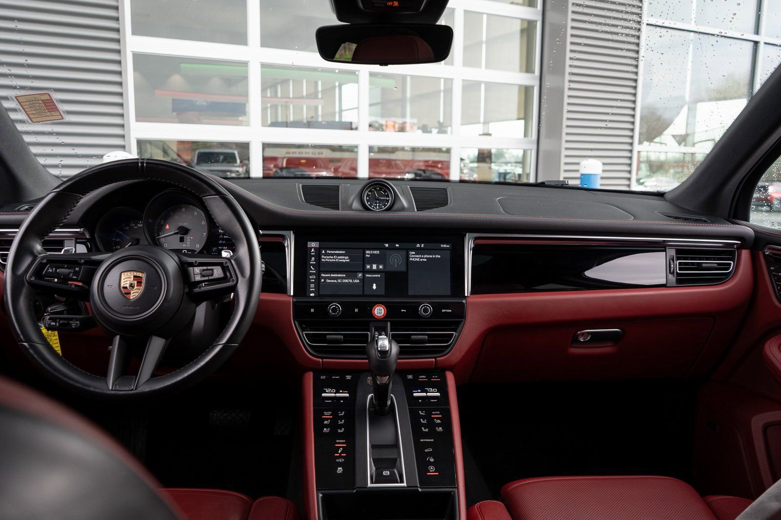 Used 2022 Porsche Macan S w/ Premium Package Plus image 36