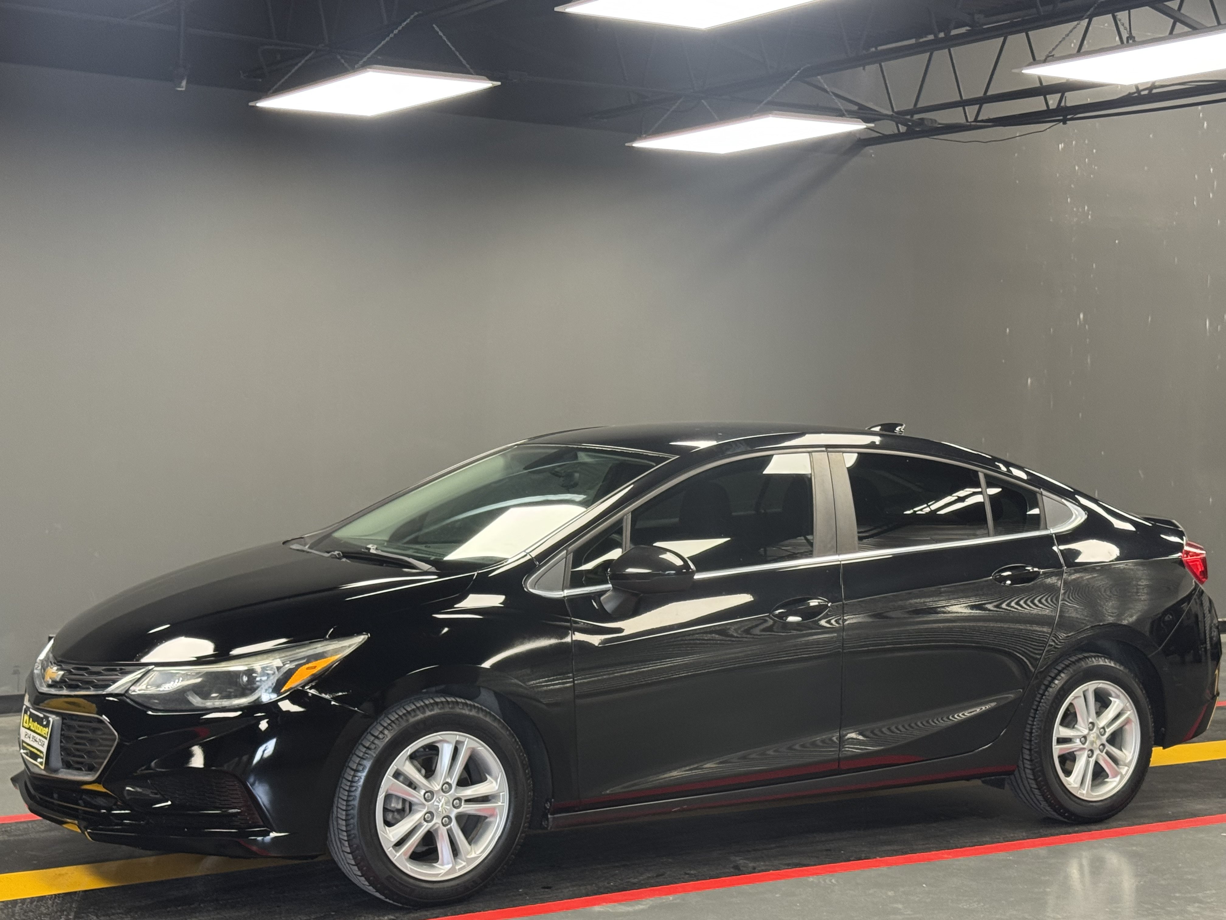 Used 2017 Chevrolet Cruze LT