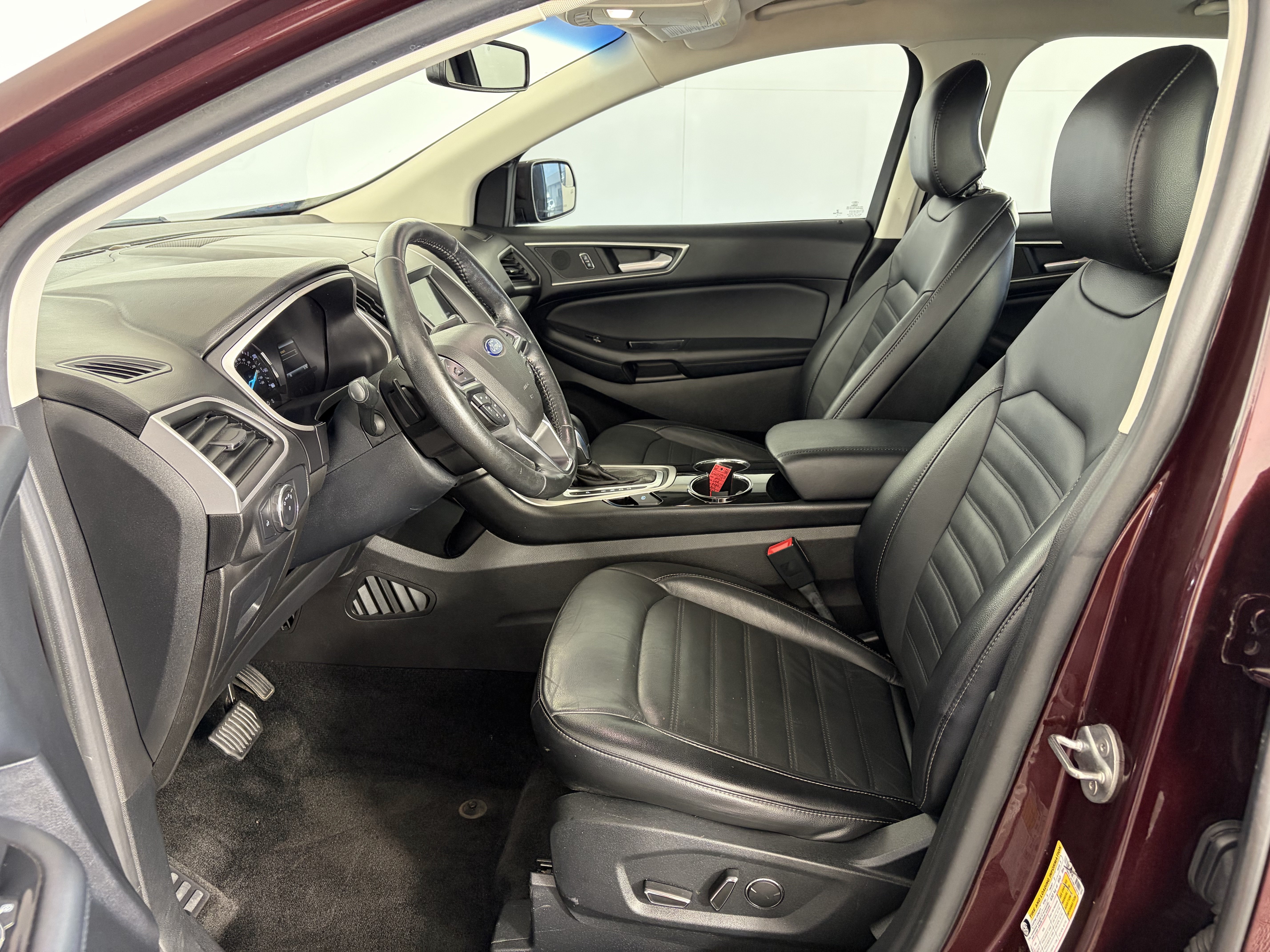 Used 2017 Ford Edge SEL w/ Equipment Group 201A AWD/4WD image 6