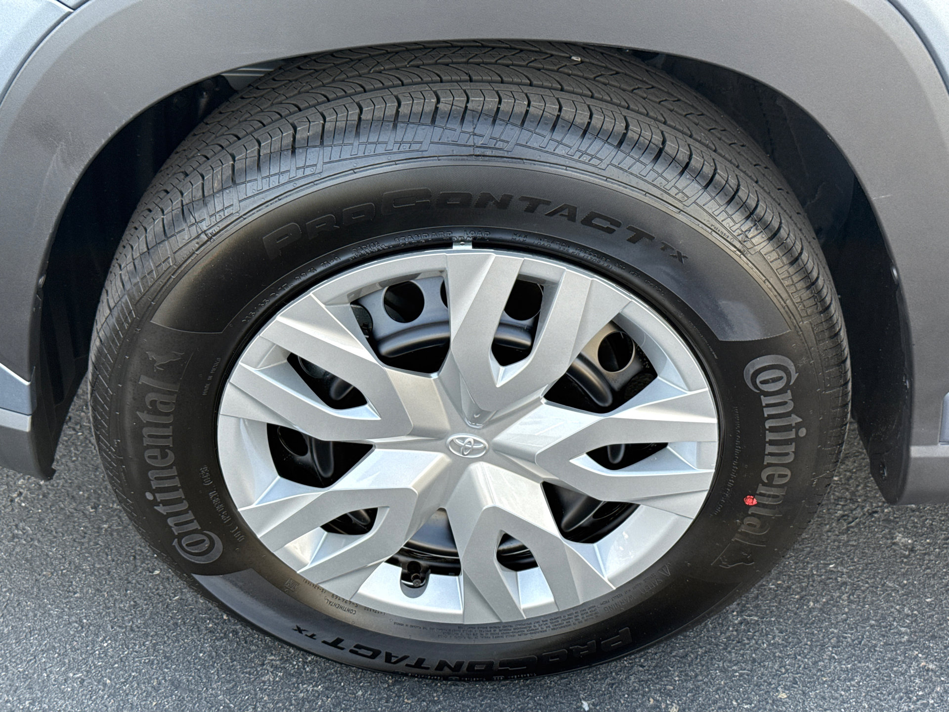 Certified 2026 Toyota Corolla Cross L FWD image 5