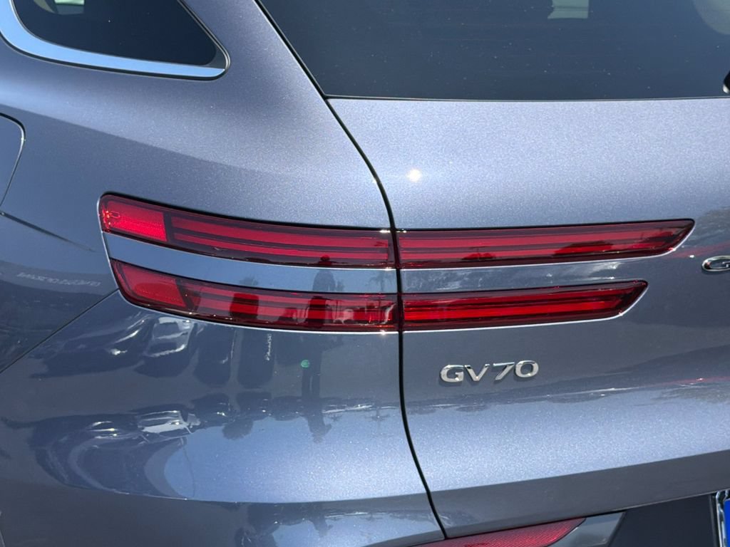 New 2026 Genesis GV70 2.5T Select AWD/4WD image 27