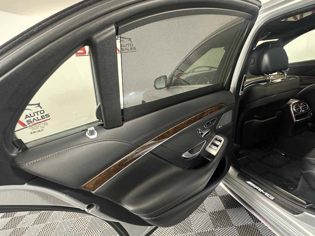 Used 2014 Mercedes-Benz S 63 AMG 4MATIC Sedan image 19