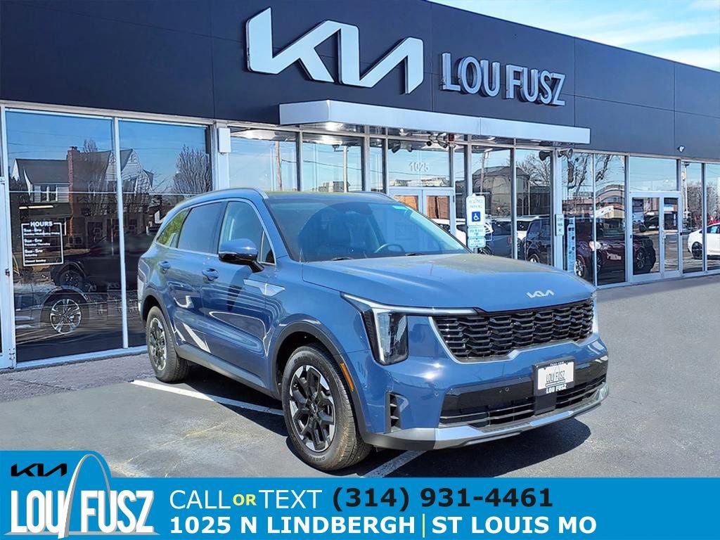 Used 2025 Kia Sorento S w/ Panoramic Sunroof Package