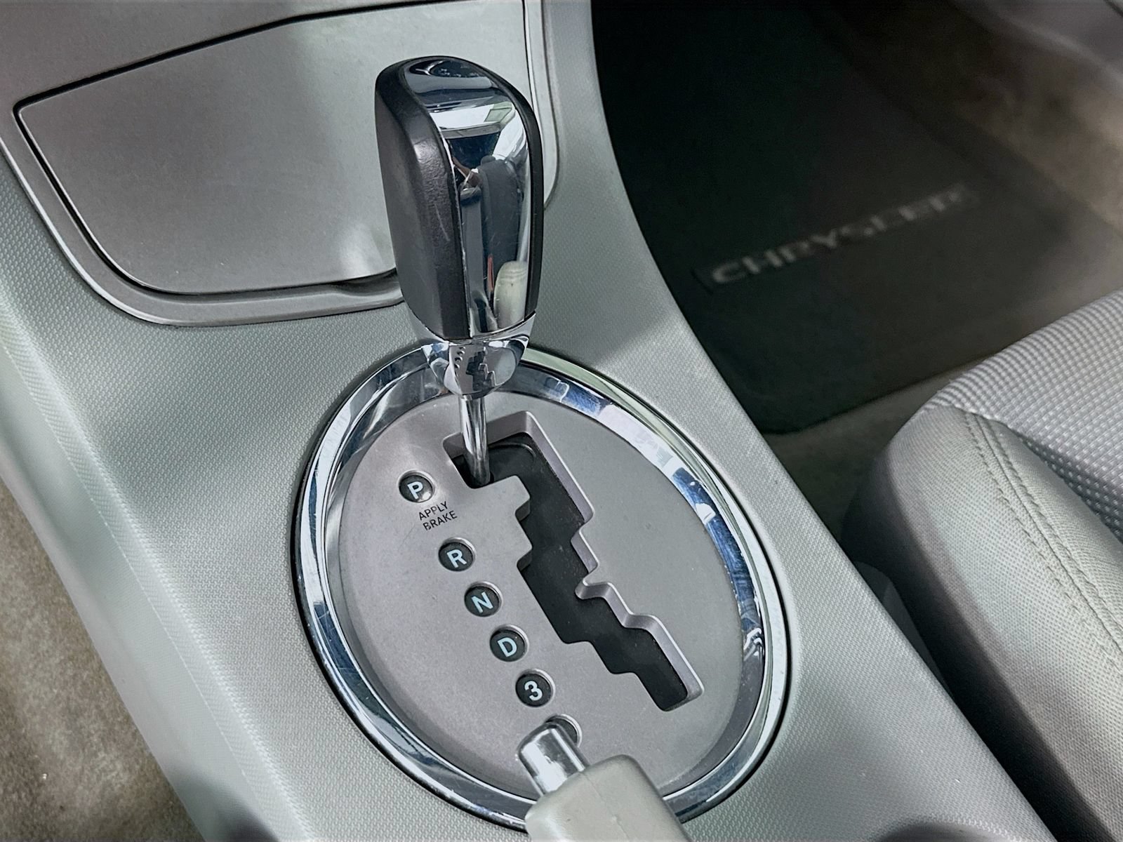 Used 2008 Chrysler Sebring Touring FWD image 15