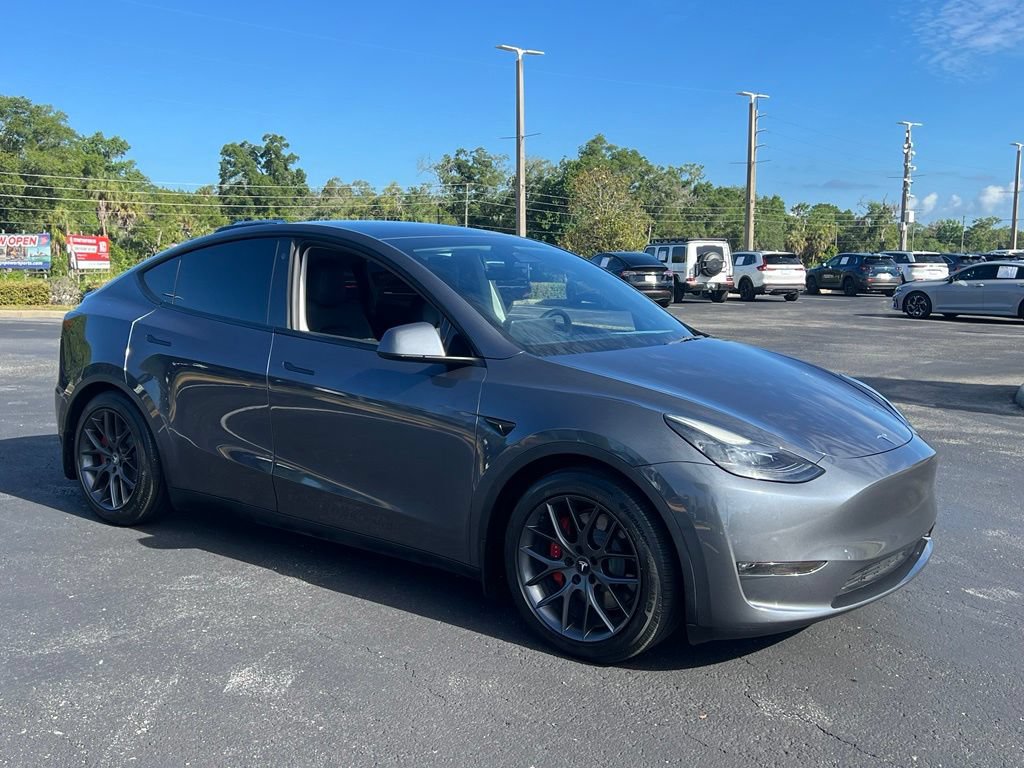 Used 2023 Tesla Model Y Performance AWD/4WD image 7