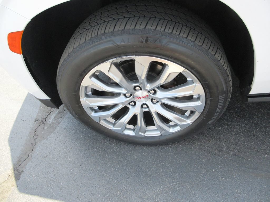Certified 2024 GMC Yukon XL Denali w/ Max Trailering Package AWD/4WD image 15