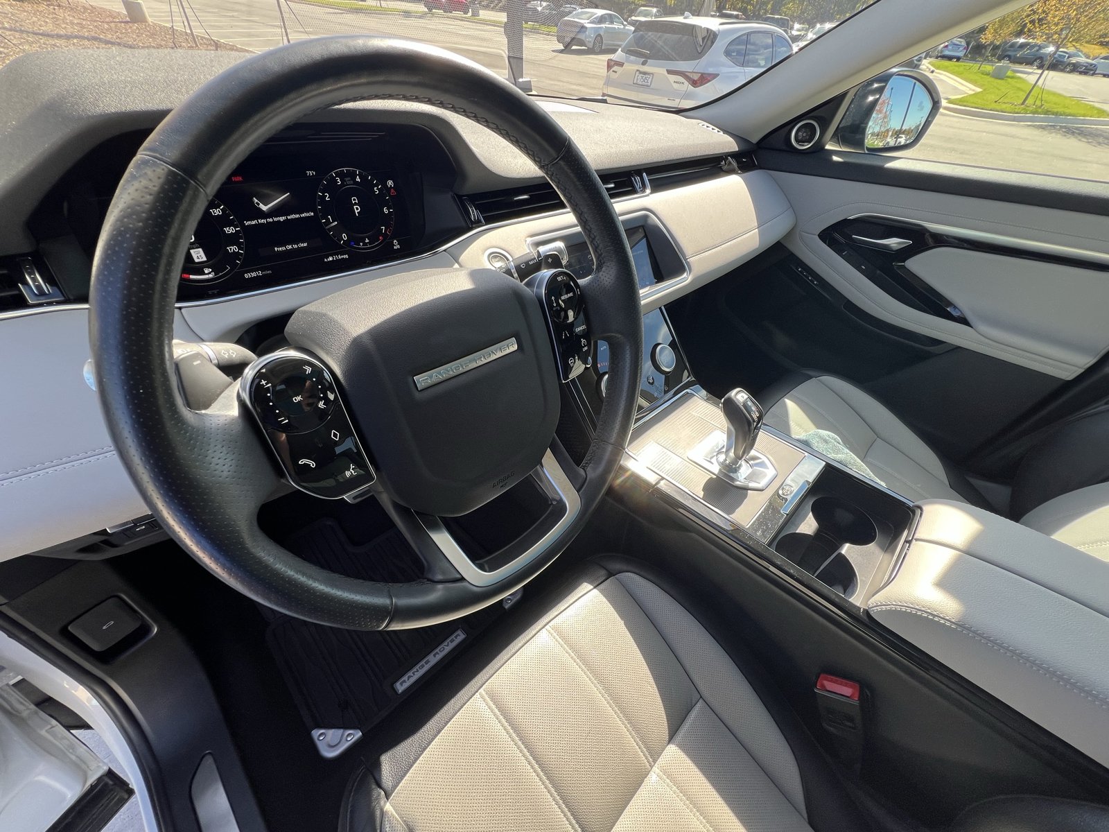 Used 2020 Land Rover Range Rover Evoque R-Dynamic S AWD/4WD image 16