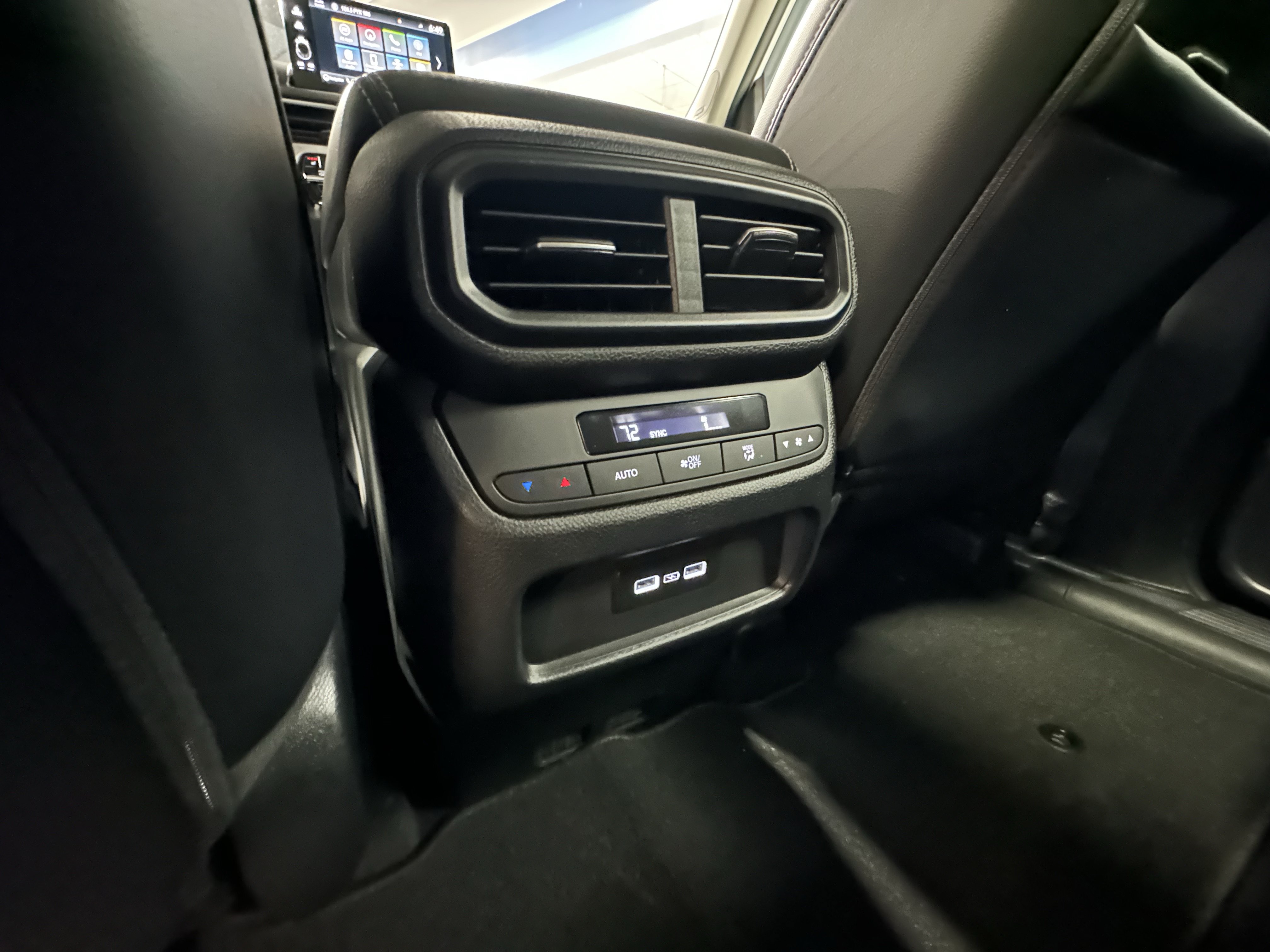 Used 2023 Honda Pilot Touring image 27