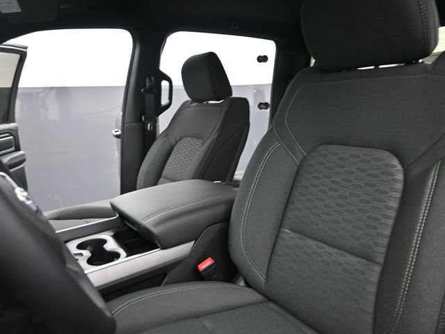 New 2026 RAM 1500 4x4 Crew Cab image 11