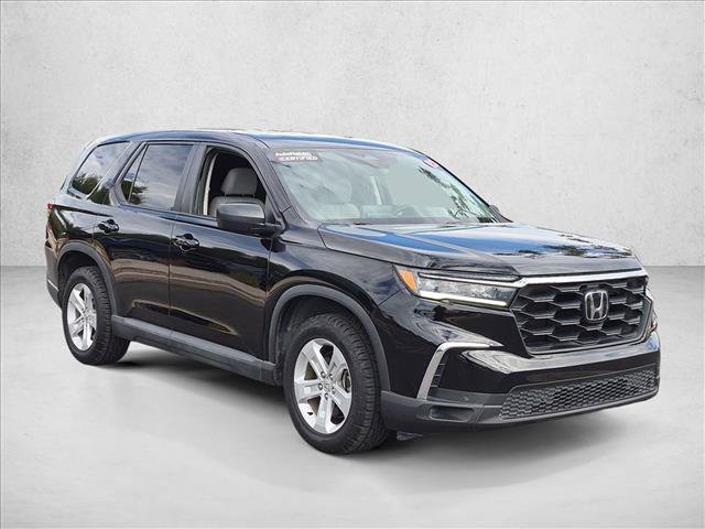 Used 2023 Honda Pilot LX image 2