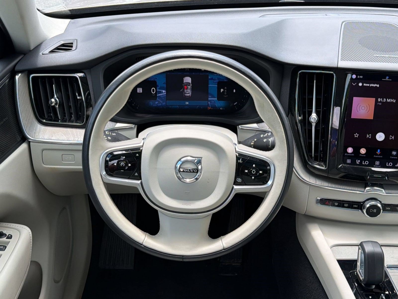 Certified 2023 Volvo XC60 B5 Plus w/ Climate Package FWD image 26