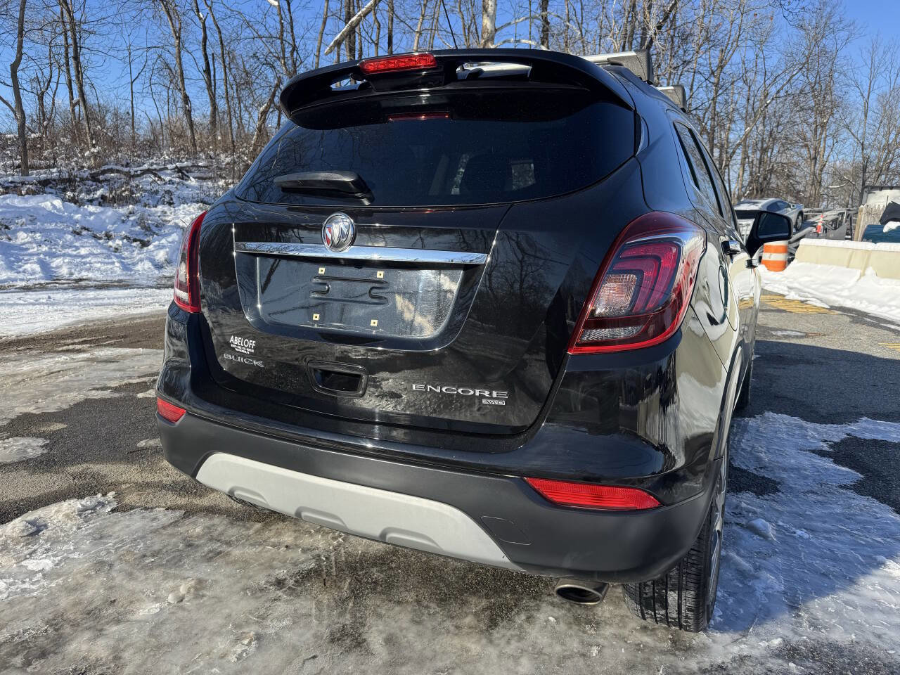 Used 2018 Buick Encore Sport Touring image 6