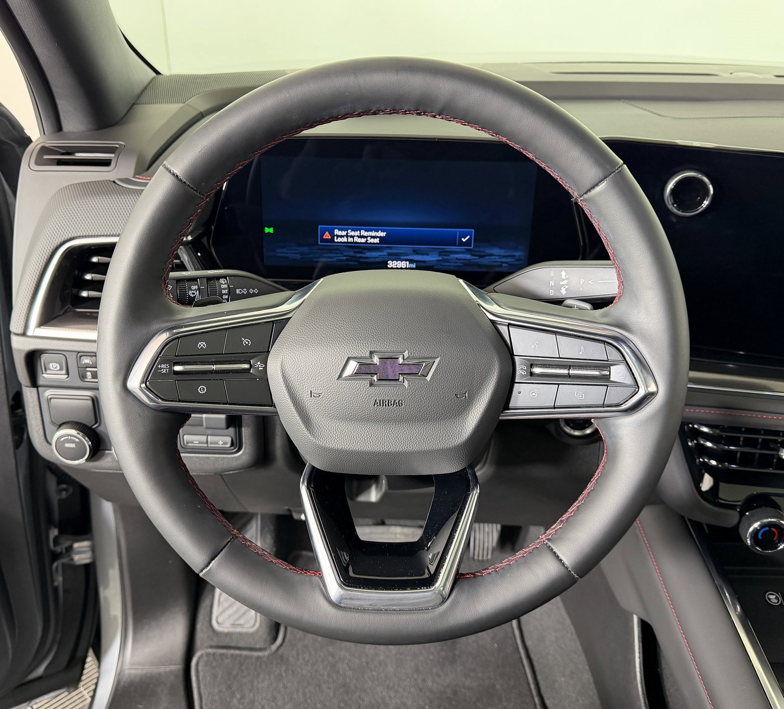 Used 2025 Chevrolet Tahoe RST w/ Comfort Package image 11