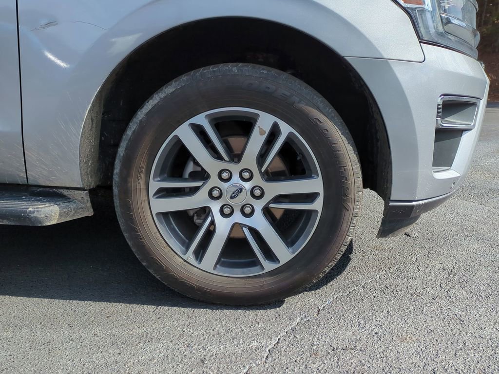 Certified 2024 Ford Expedition Limited AWD/4WD image 13