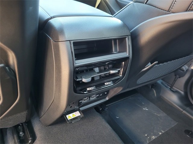 New 2025 Jeep Grand Cherokee Limited w/ Luxury Tech Group II image 7