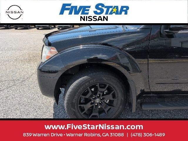Used 2020 Nissan Frontier SV w/ Midnight Edition Floor Mats RWD image 4