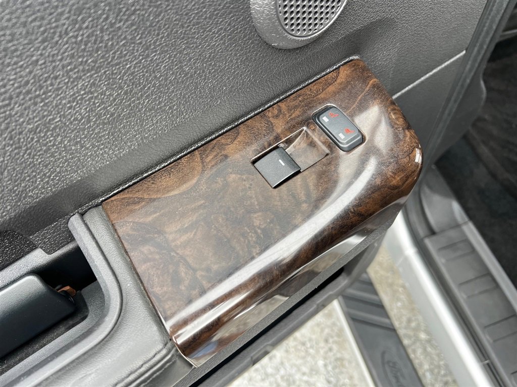 Used 2013 Ford F350 Platinum w/ FX4 Off Road Pkg image 30