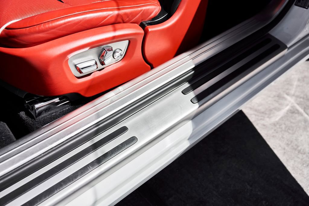 Used 2020 Rolls-Royce Wraith RWD image 32
