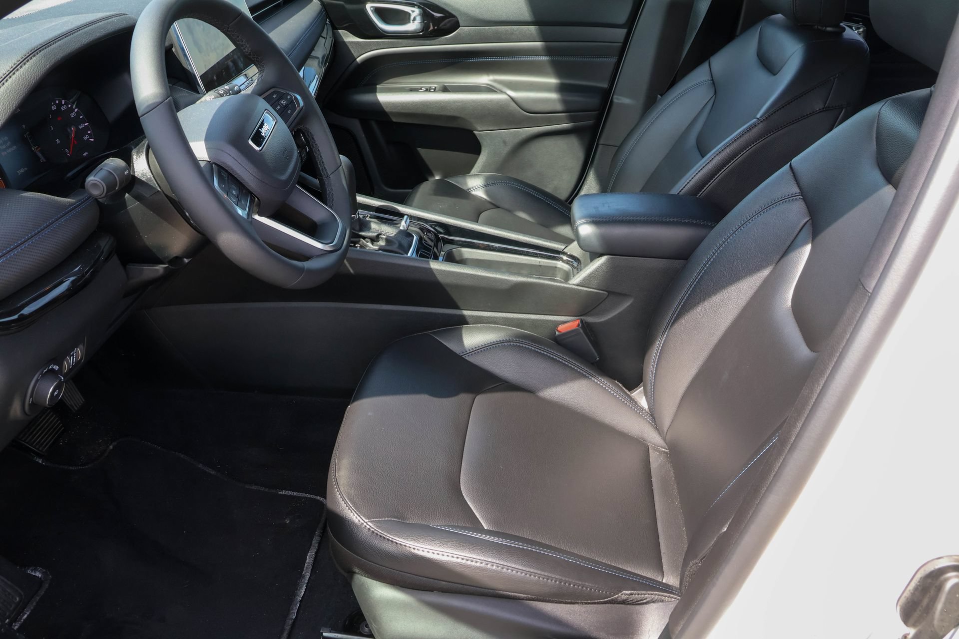New 2026 Jeep Compass Limited AWD/4WD image 5